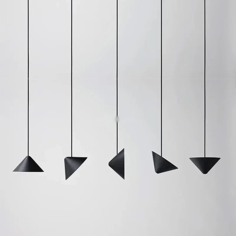 Uyaelinth adjustable-angle cone pendant — row of angles