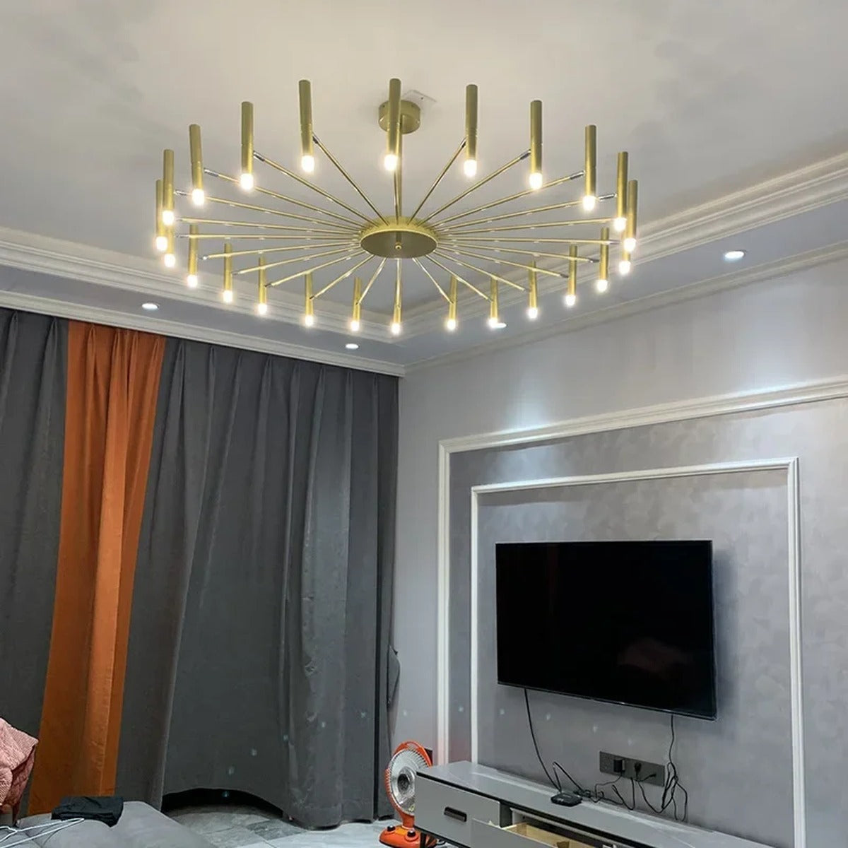 Nordic Gold Geometric Chandelier Larneth – Lifestyle View 2