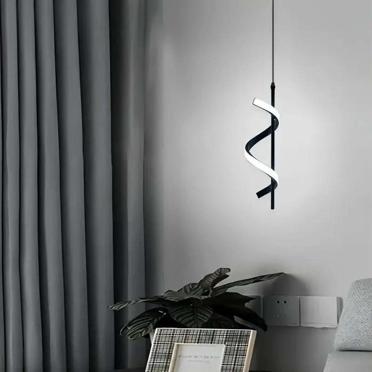 Minimalist Chandelier Ulvorn — view 2