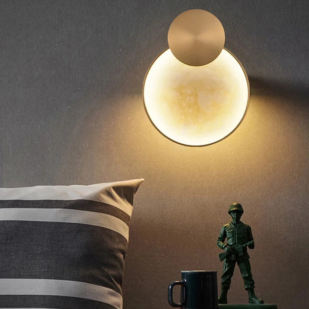 Alabaster Disc & Brass Circle Wall Sconce & Pendant – Tarleon – Bedside Lifestyle