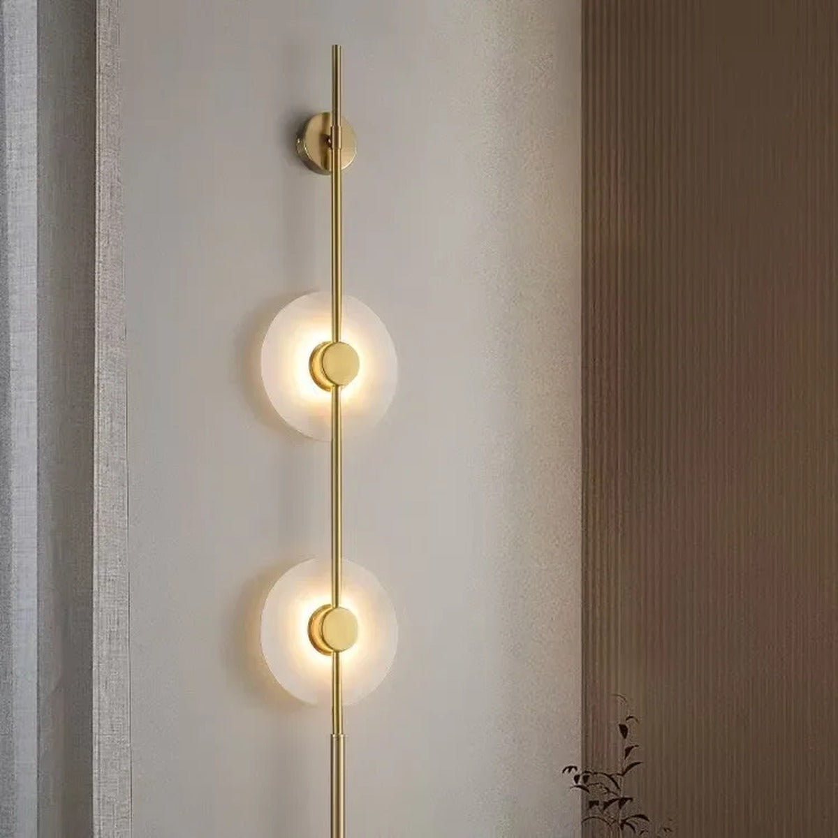 Moon Disc Vertical Pole Wall Sconce – Jevanto – Lifestyle View 3