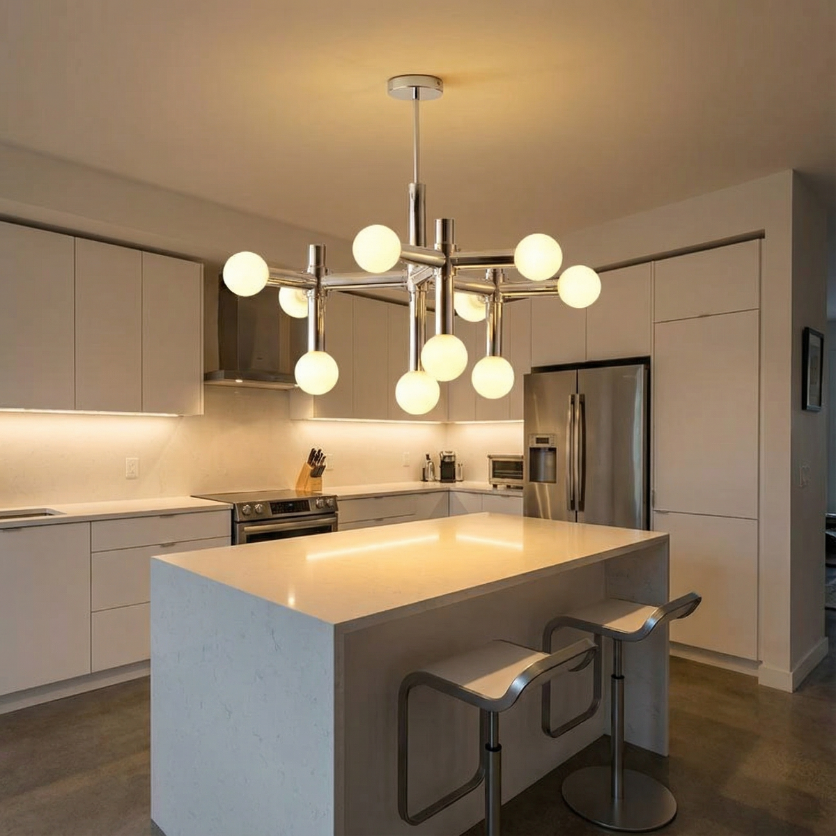 Mouth-Blown Glass Cluster Chandelier Forox – Lifestyle View 2