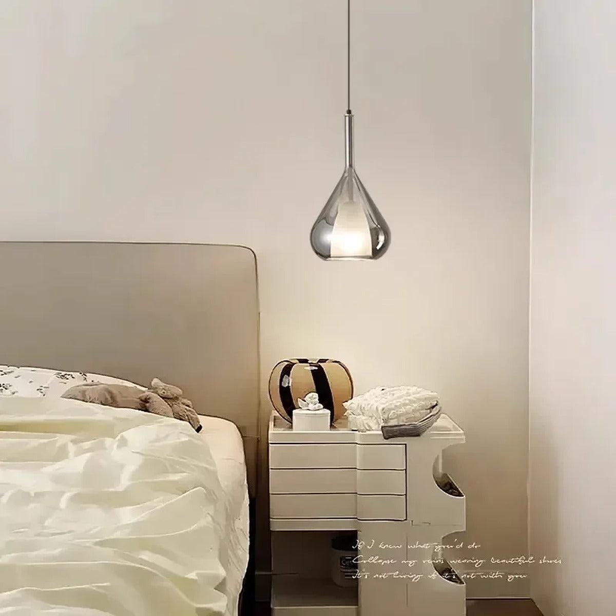 Sculptural Suspended Pendant Light Celestorn – Lifestyle View 2