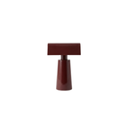 Lacquered Steel Prism Table Lamp Hovelix – Burgundy, studio detail