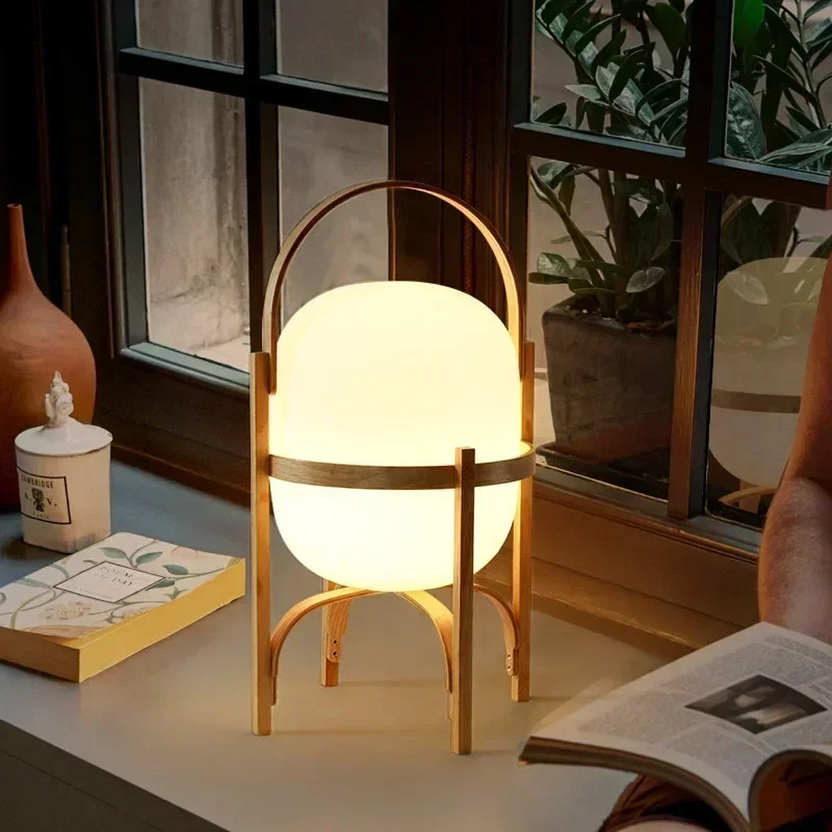 Warm Geometric Modern Table Lamp Zenova – Lifestyle View 2
