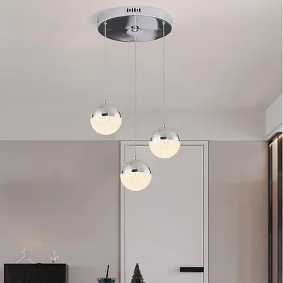 Sand-Textured Crystal Sphere Chandelier Orvenna — 3 Heads Round Canopy, Silver