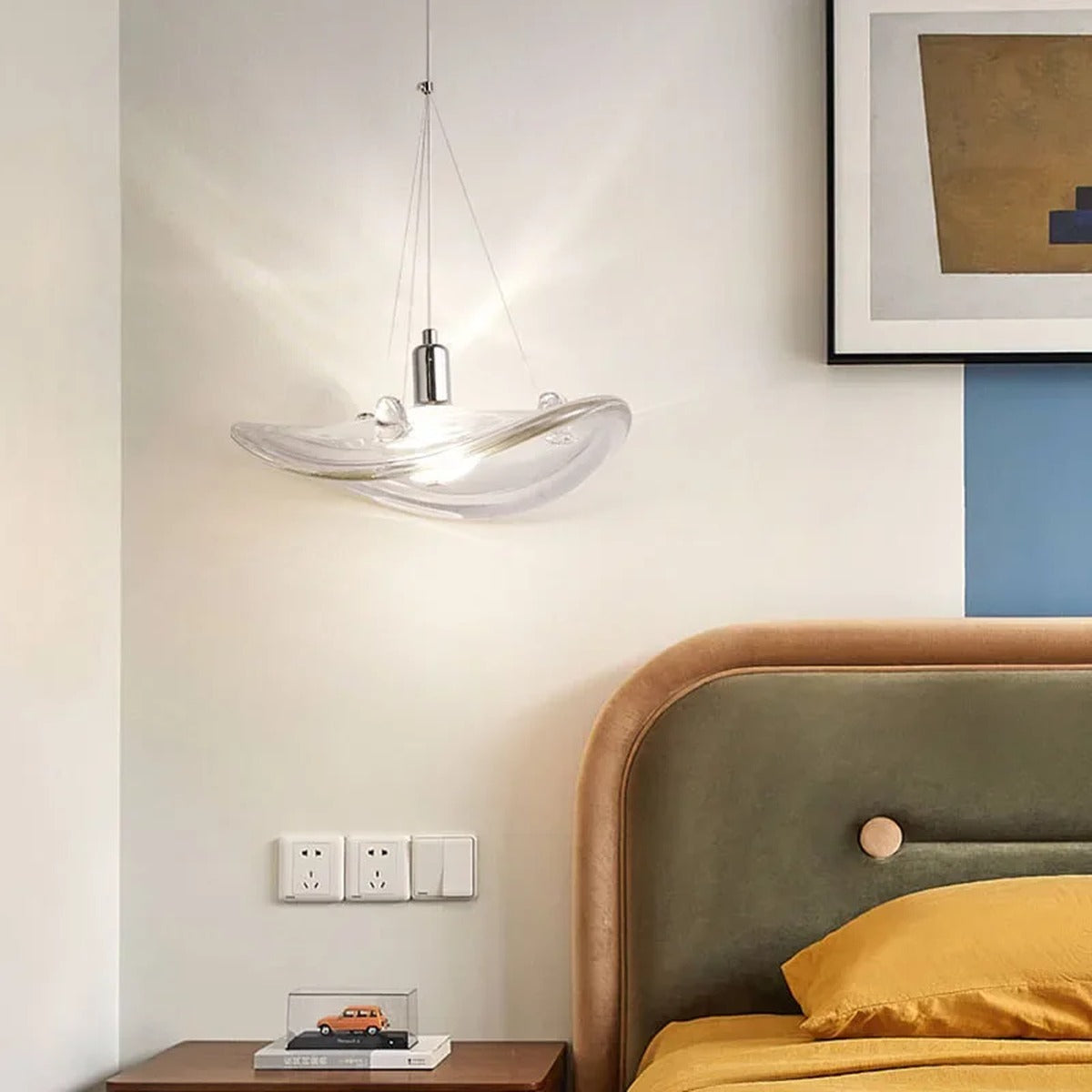 Organic Blown-Glass Pendant Light – Praoria – View 4