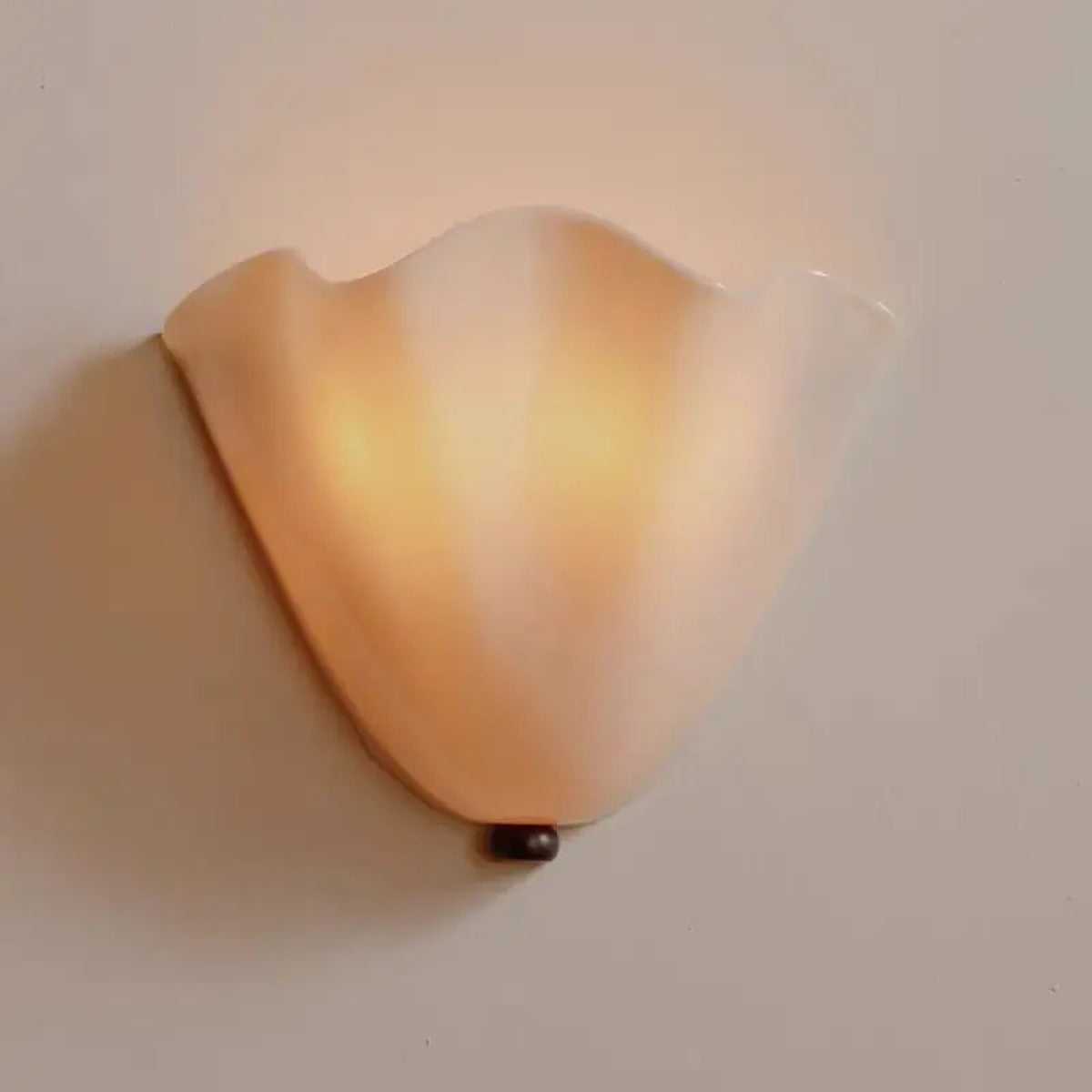Handkerchief Glass Wall Sconce – Farlith – Lifestyle View 2