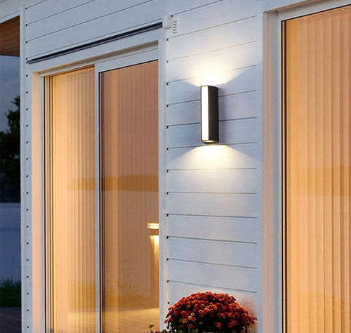 Vaelmont Outdoor Wall Sconce – Patio Entrance