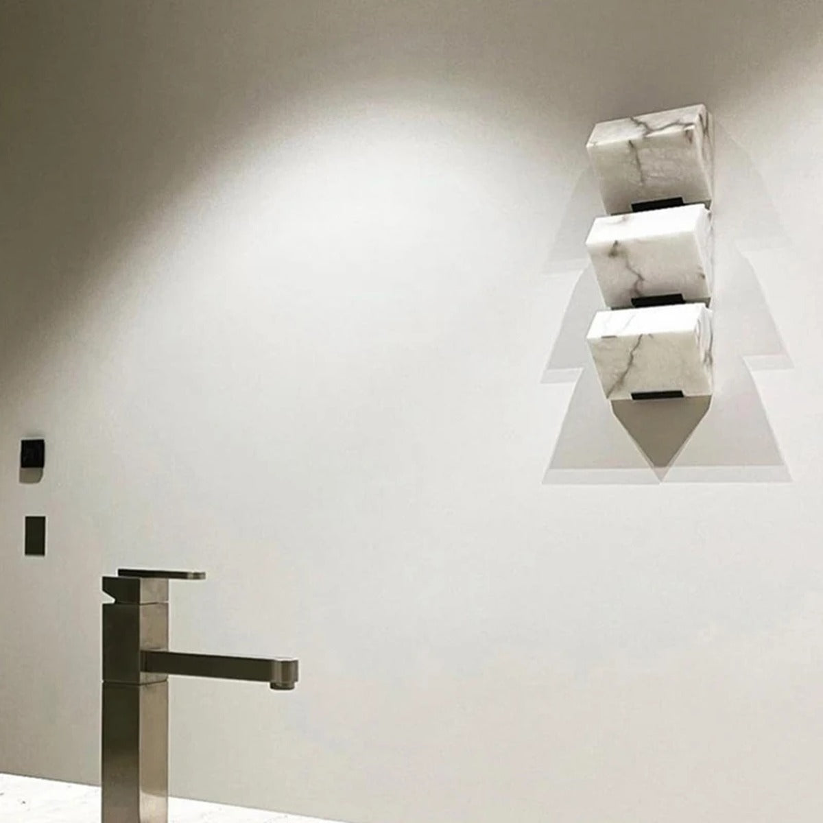 Alabaster Chevron Wall Sconce – Aelvion – Product Detail 5