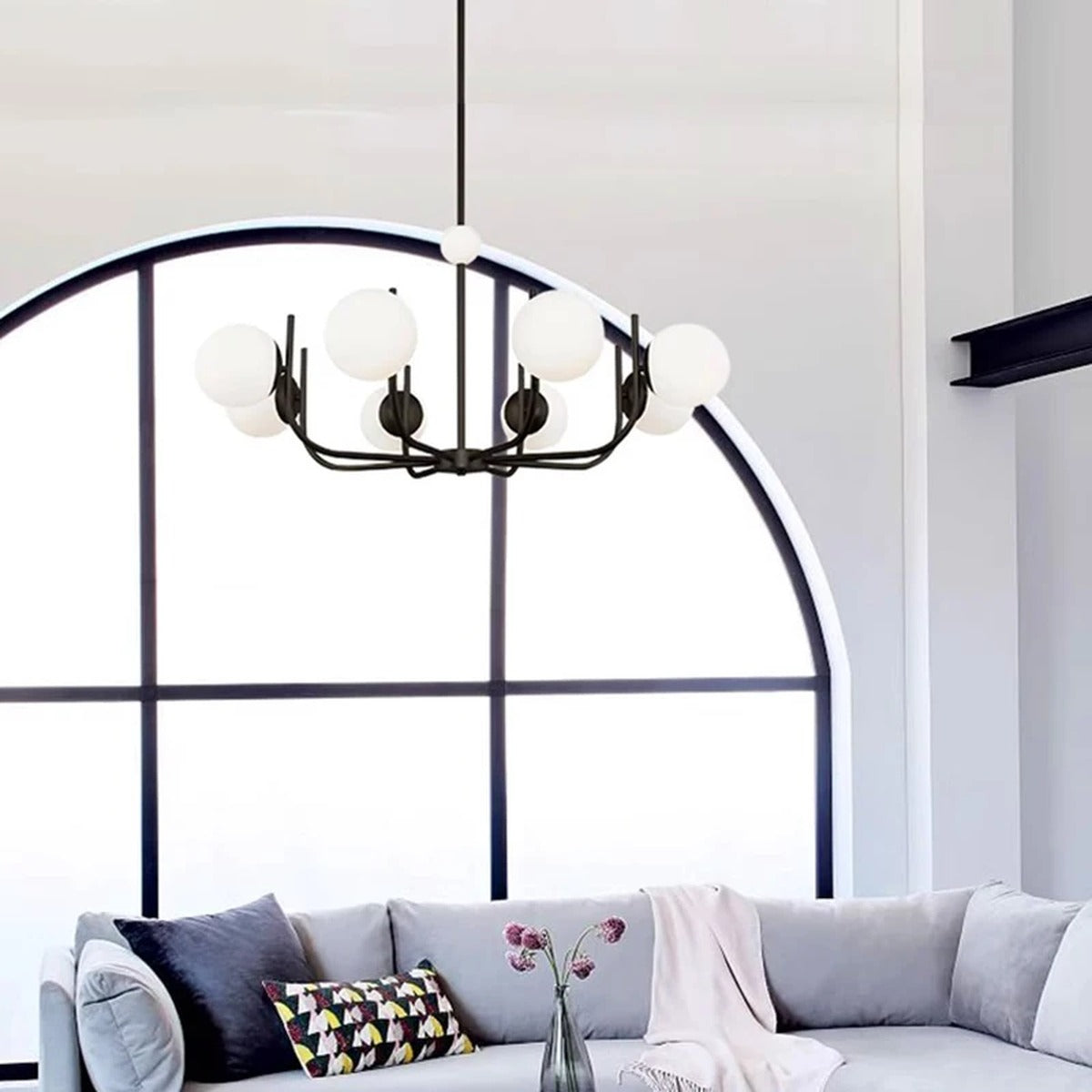 Modern Sculptural Globe Chandelier Avriox – Matte Black, Living Room