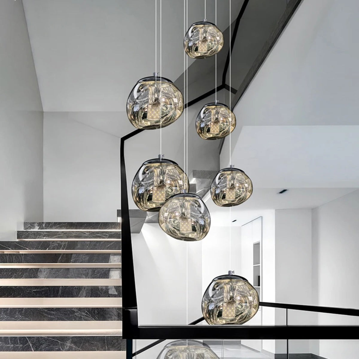 Grand Sculptural Statement Chandelier Hevon – Product Detail 5