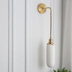 Minimalist Gold Wall Sconce Calveris – Lifestyle View 3