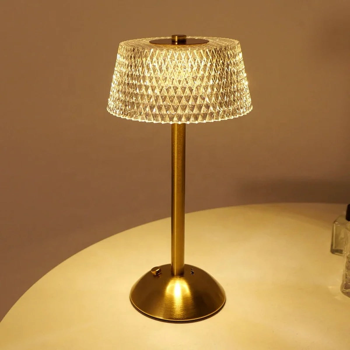 Diamond-Faceted Crystal Cordless Table Lamp – Gevorn – Hero Shot