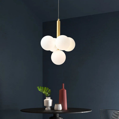 Brass Cluster Glass Sphere Pendant Orvelo – Lifestyle View 2