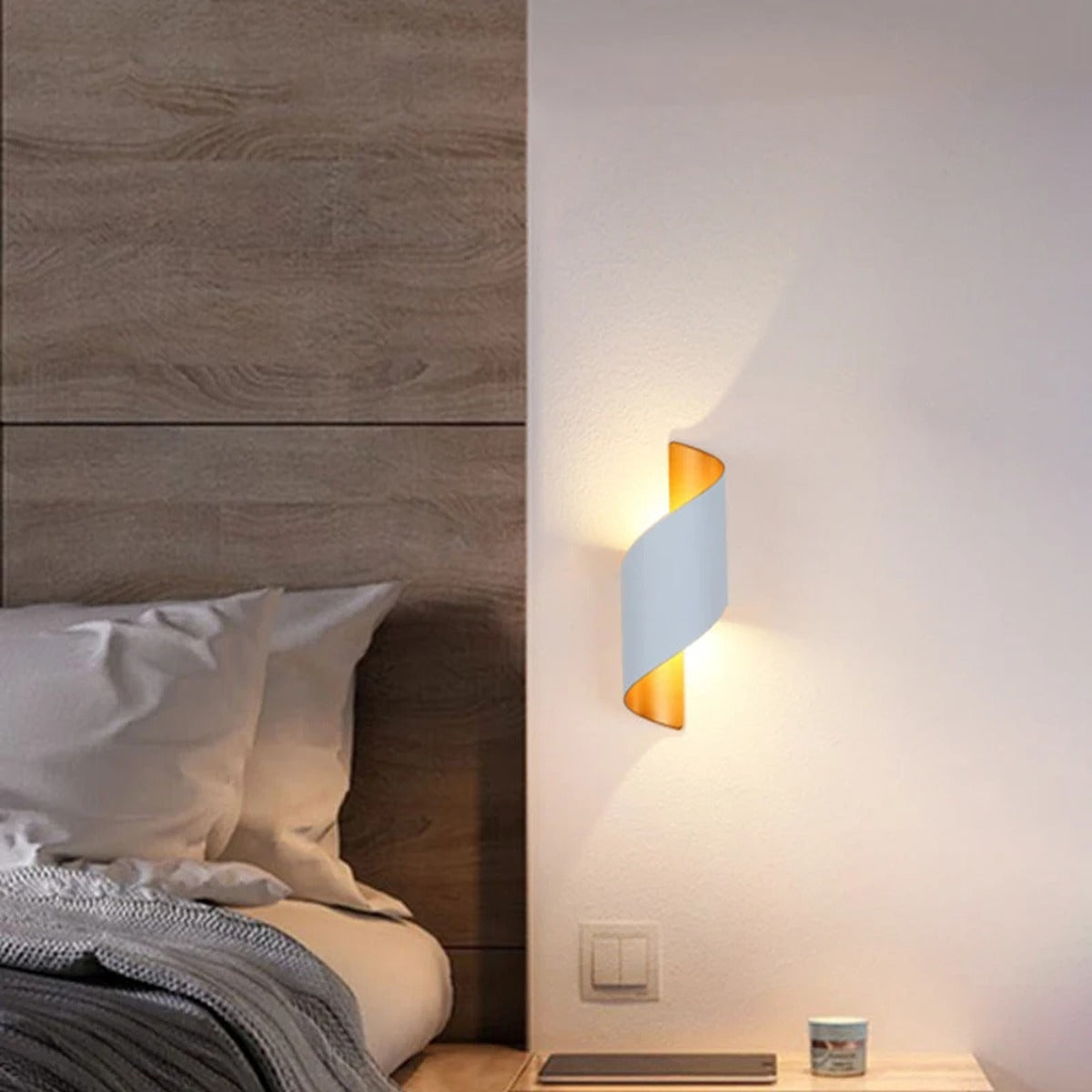 Cendrix spiral wall light — lifestyle, bedroom