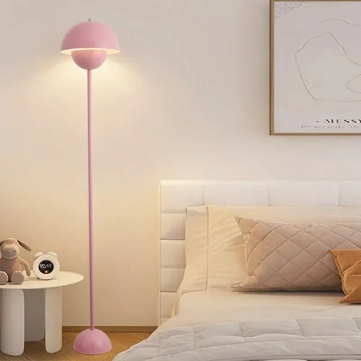 Half-Dome Flowerpot Metal Floor Lamp – Fungari – Hero Shot