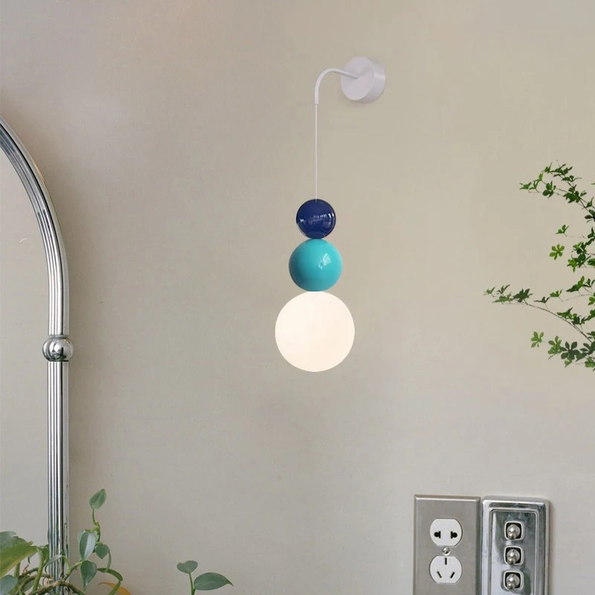 Stacked Sphere Wall Sconce – Karleth – Blue Lifestyle