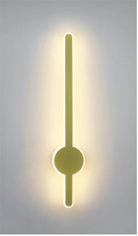 Minimalist Linear LED Wall Sconce – Rvrix – Hammer Style, Gold Finish