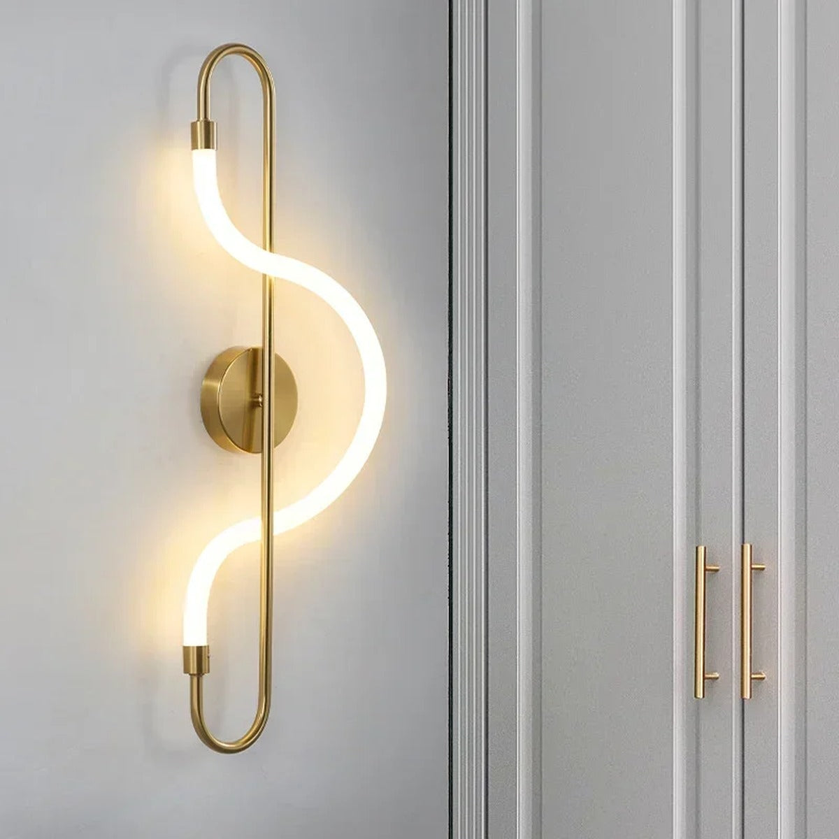 Modern Wall Sconce Orvex — view 1