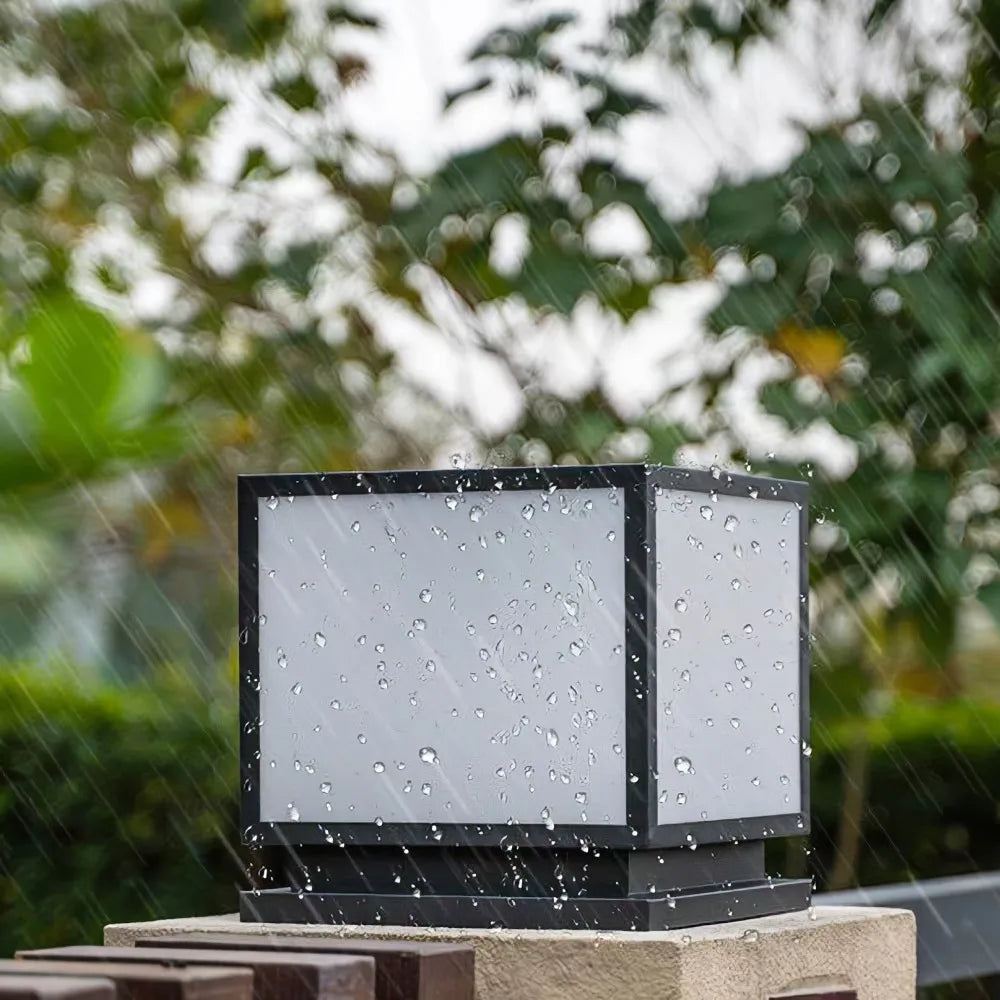 Eonara Cube design solar pillar light, waterproof detail