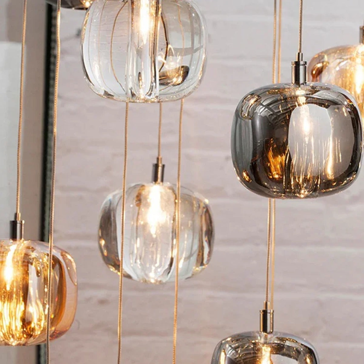 Crystalline Cascade Pendant Light Harvix – Lifestyle View 3