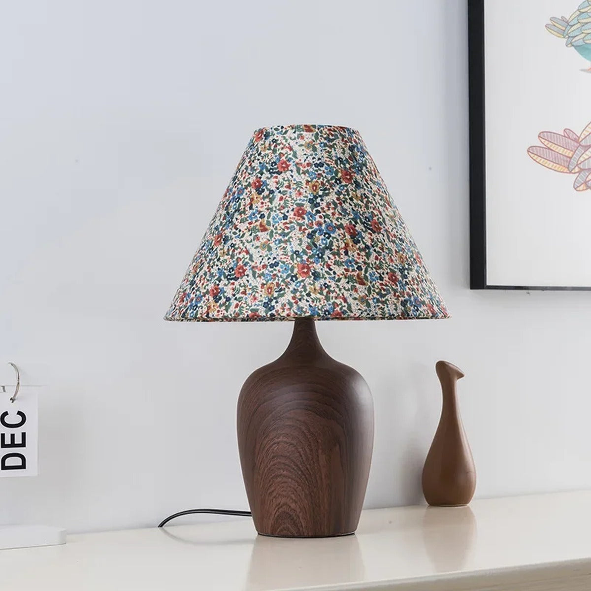 Wood-Effect Vase Base Table Lamp – Pausen – Floral Print Shade, Detail