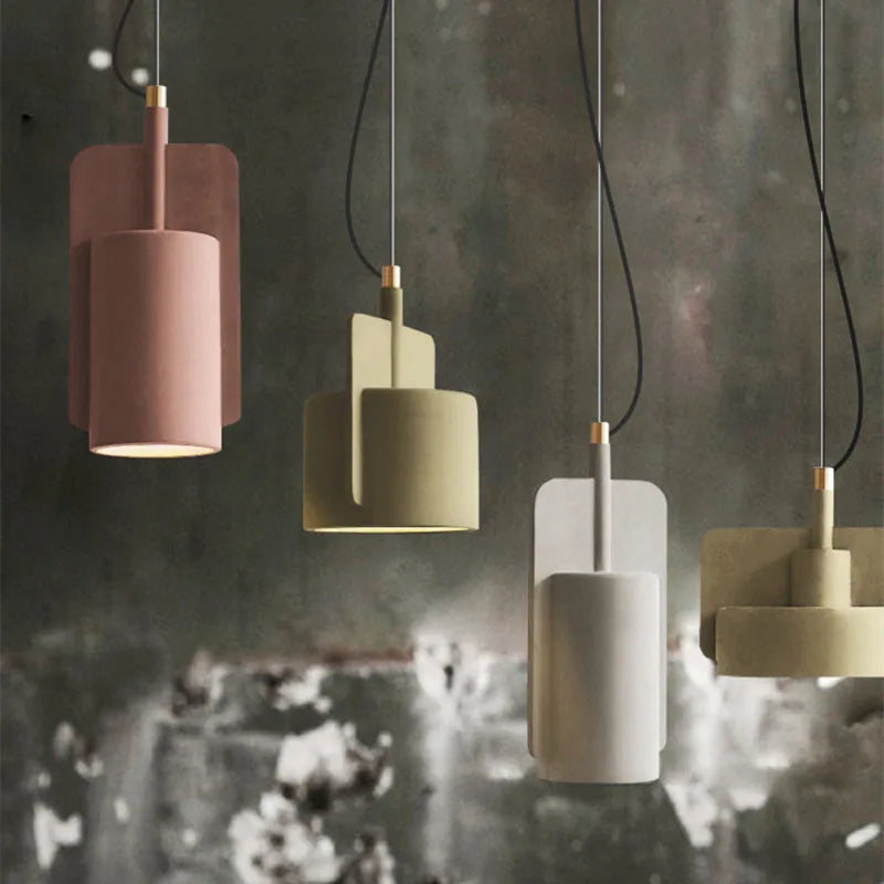 Nordic Industrial Geometric Pendant Light Kvaelindra – mixed silhouettes and colors grouped