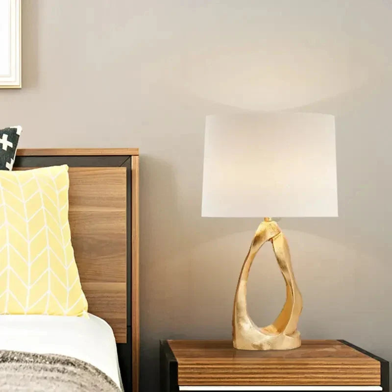 Flexible Modern Bedside Lamp Caventis – Lifestyle View 4