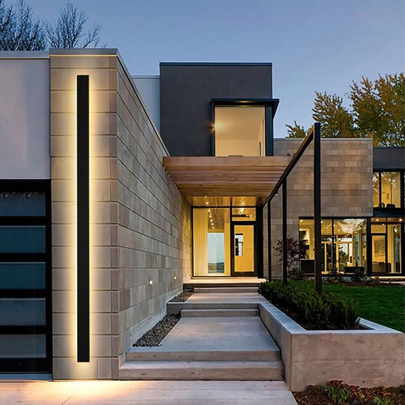 Architectural Linear LED Outdoor Light Linearis – Hero Shot