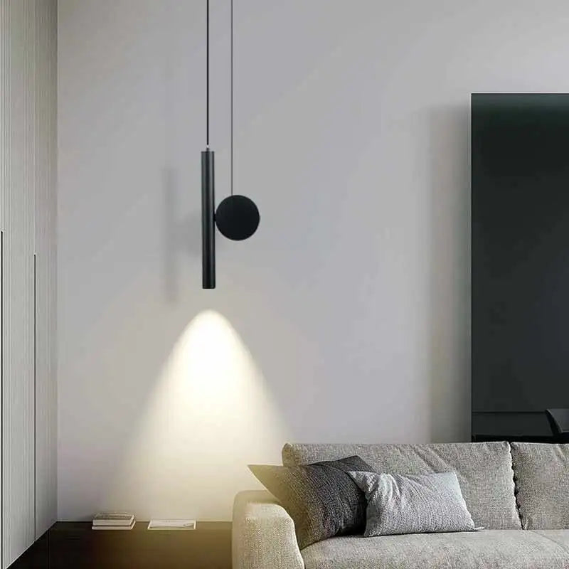Sculptural Aluminum Rod and Disc Pendant Light Dalneth – Living Room