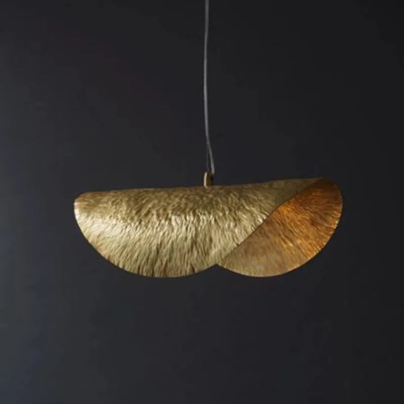 Hammered Brass Dome Pendant Light Huaeloria – Lifestyle View 4