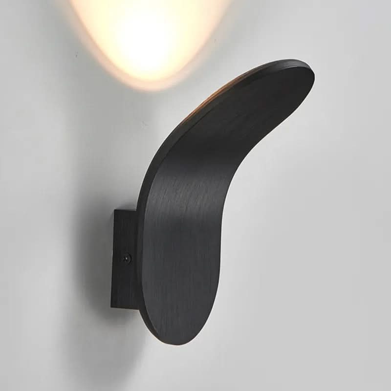Organic Stone Shape LED Wall Sconce Petrion – Hero Shot