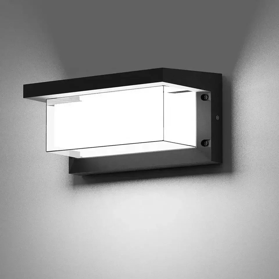 Precision Metal Linear Outdoor Light Taevon – Hero Shot