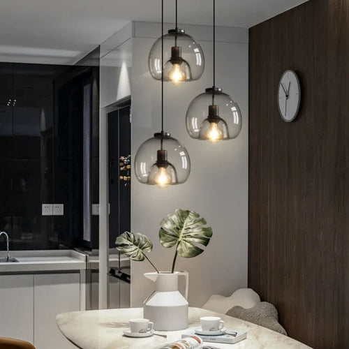 Pwaeloria pendant light — scene 2