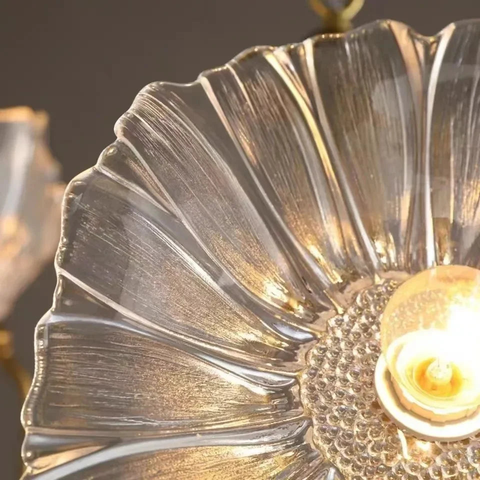 Gerlinth glass petal texture detail