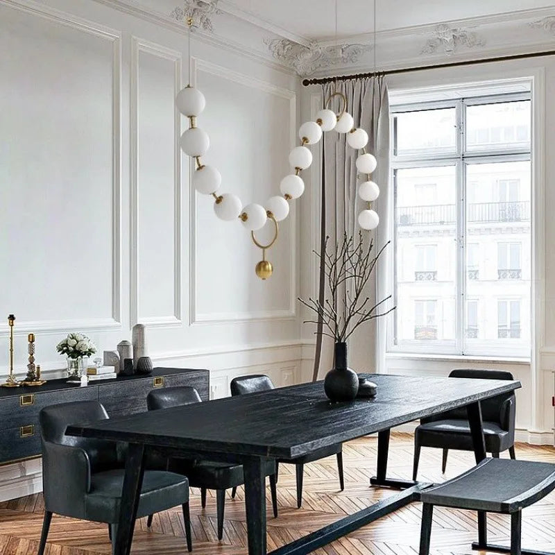 Multi-Globe Cluster Chandelier Wvaelindra – Lifestyle View 4