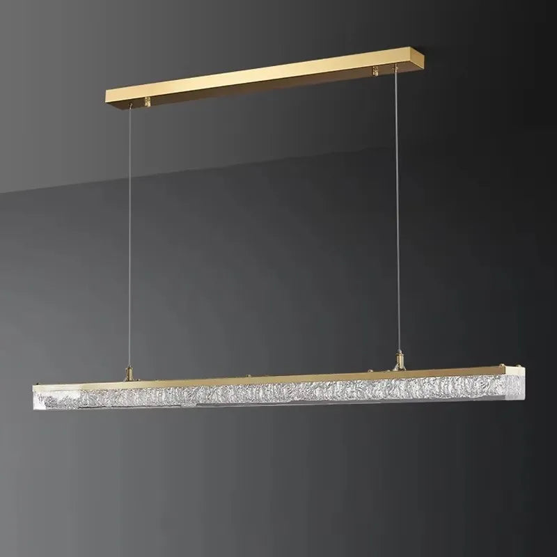 Sculptural Resin Pendant Light Cuaelindra – Lifestyle View 4