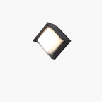 Minimalist LED Square Outdoor Wall Light Lumaire - studio detail