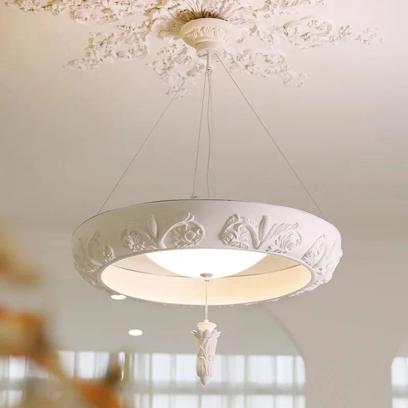 Sxaelindra pendant light — scene 3