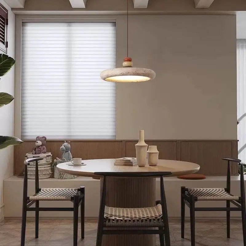 Wwaelindra pendant light — scene 4