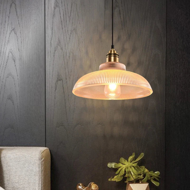 Clustered Globe Metal Pendant Light Saldrix – Lifestyle View 4
