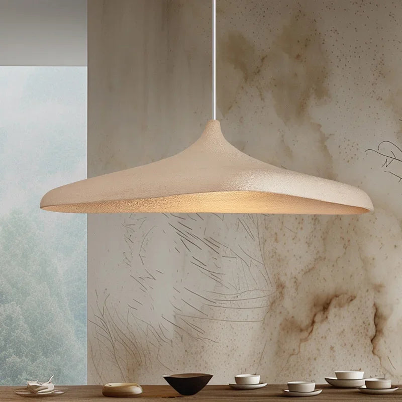 Sculptural High-Polymer Dome Pendant Light Gaevrix – Lifestyle in Dining Room