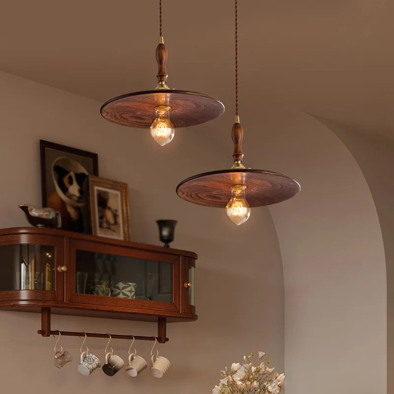 Taelvix pendant light — scene 2