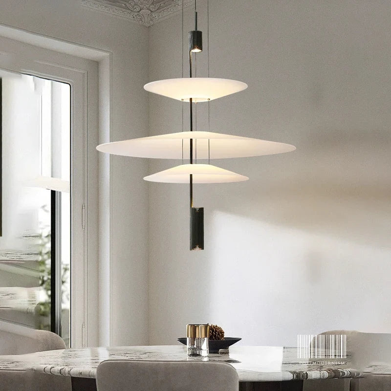 Gsaelindra pendant light — scene 2