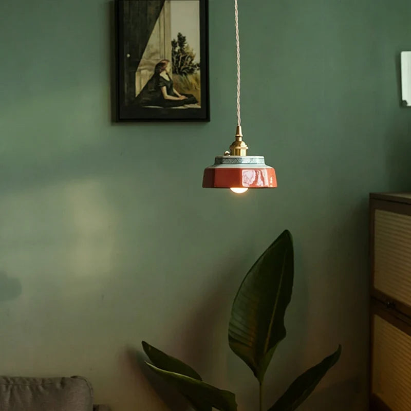 Sculptural Ceramic Geometric Pendant Light Formara – Lifestyle View 2