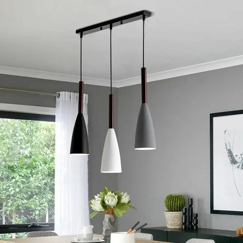 Nordic Metal Cone Cluster Pendant Trivenna – Linear Bar Multicolor, Detail 2