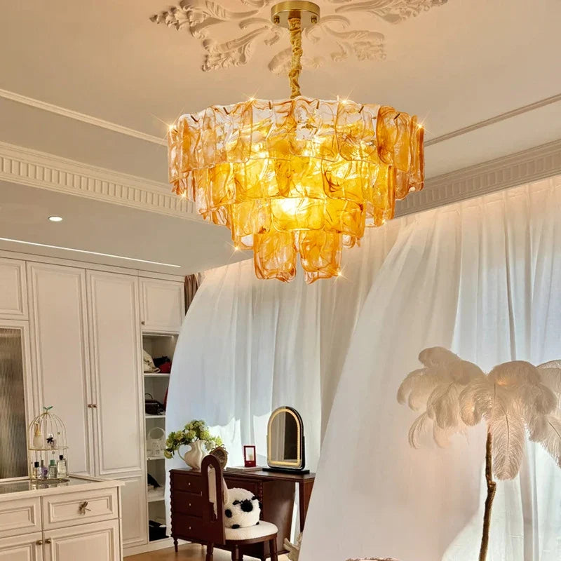 Zvaelion pendant light — scene 5