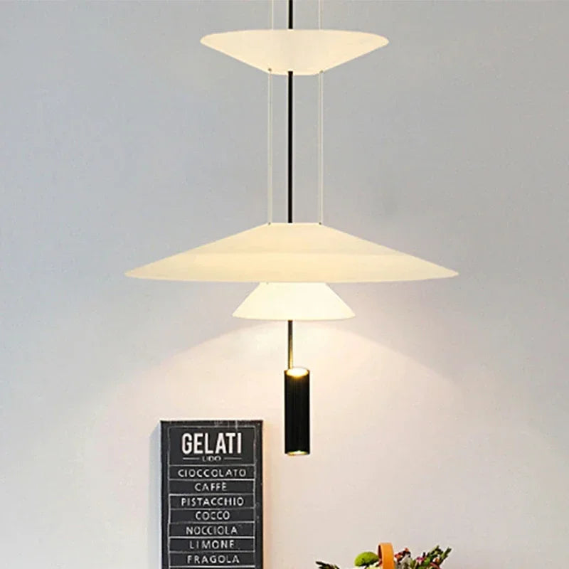 Gsaelindra pendant light — scene 3
