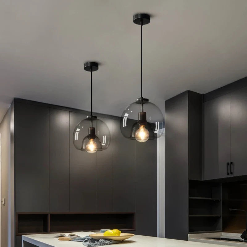 Pwaeloria pendant light — scene 4